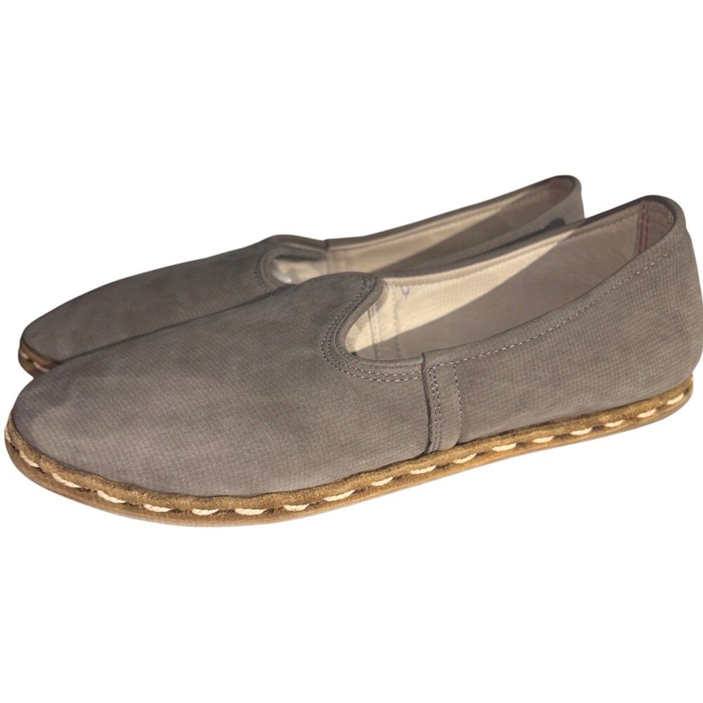 Sabah Size 40 9.5 Women's Gray Suede Loafers Slip On Shoes Artsy Comfort